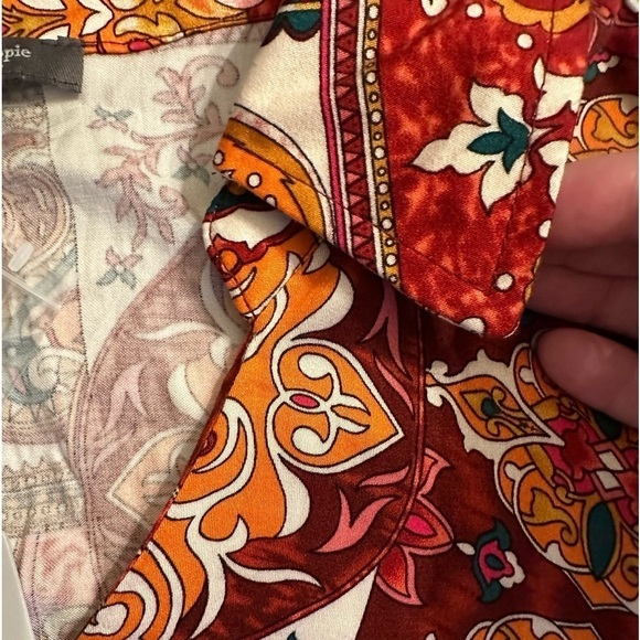 Haute Hippie boho bohemian blouse collar cropped elastic back medium NWT floral - Picture 3 of 7